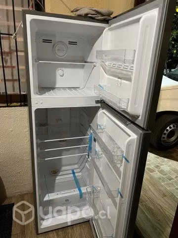 Refrigerador mademsa 251lts