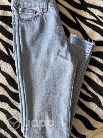 Ropa y zapatillas - Imagen 4