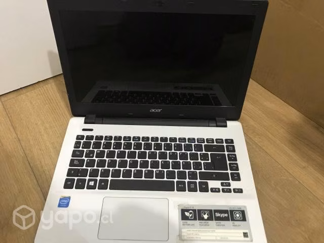Notebook Acer E14 en desarme - Imagen 3