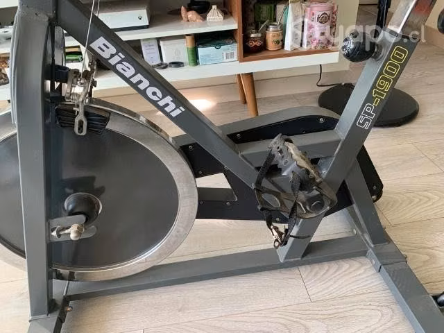 Bicicleta spinning sp1900 poco uso