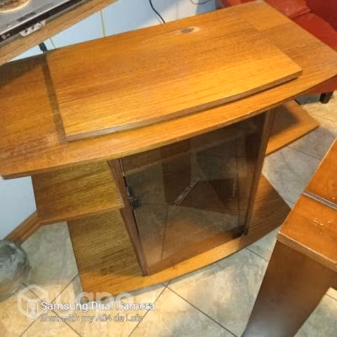 Rack con cubierta giratoria