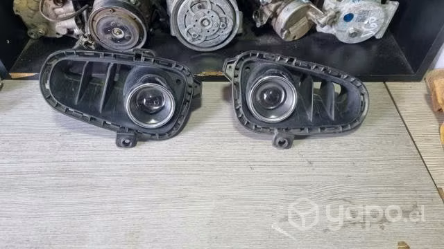 2 Nieblinero con visel kia rio 5 2019 original
