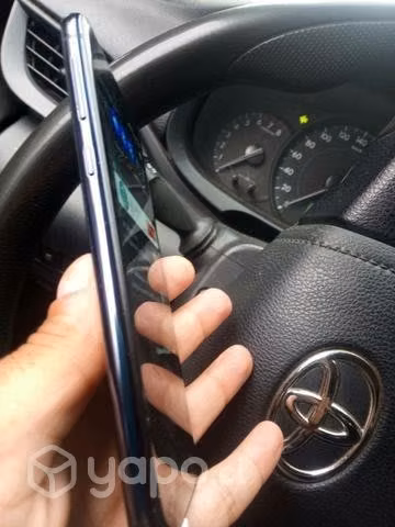 Celular Samsung s10e alta gama!