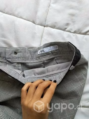 Pantalón zara