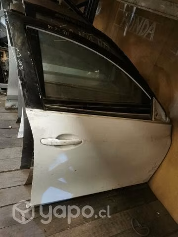 Puerta Delantera RH Mazda 3 20133 0