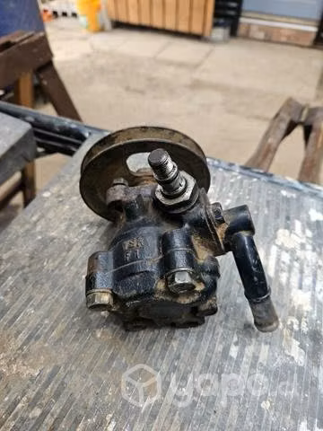 Bomba dirección hidráulica