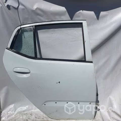 Puerta trasera derecha Hyundai I10 2009
