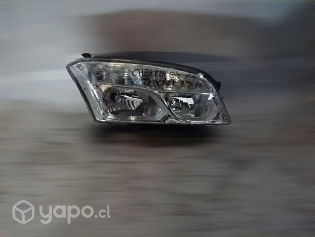 Foco óptico rh Chevrolet Tracker 2013 2016