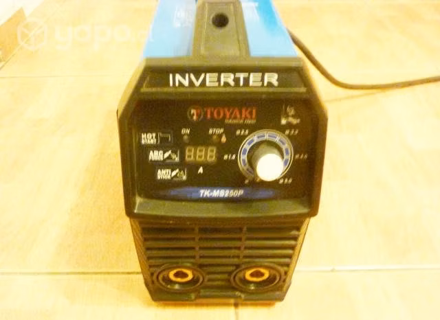 Maquina soldora Toyaki 250 AMP