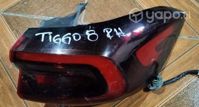 Foco trasero derecho chery Tiggo 8