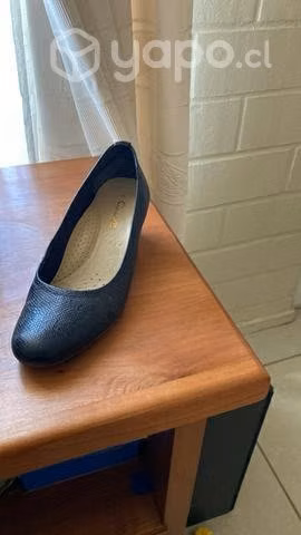 Zapato de cuero gacel