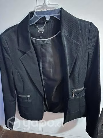 Blazer talla 38 Marca IO, Ash, bunnys - Imagen 2