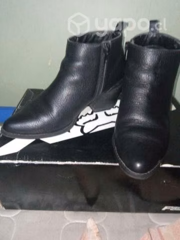 Calzado cuero legitimo talla 36