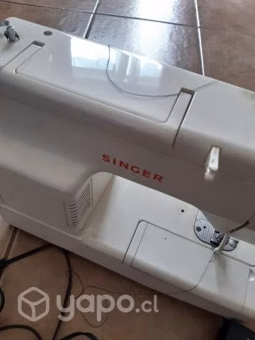 Máquina de coser Singer Preciza