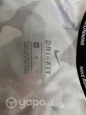 Polera Dei fit nike - Imagen 4