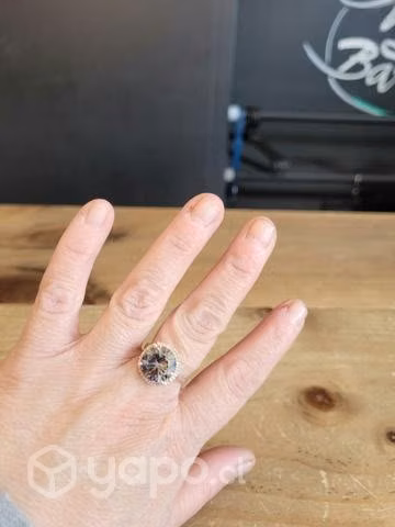 Lindo anillo de plata