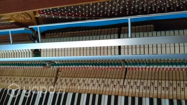 piano vertical