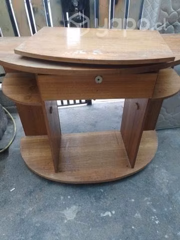 Mueble para televisión en buenas condiciones