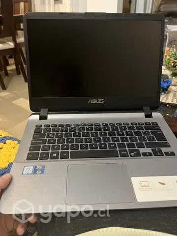 Notebook Asus X407UA excelente estado - Imagen 3