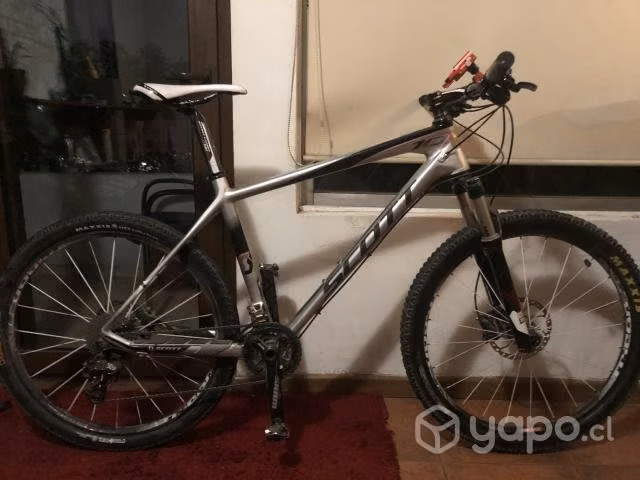 Mountainbike Scott scale aro 26 fibra de carbono
