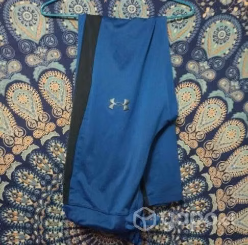 Conjunto buzo under armour M - Imagen 3