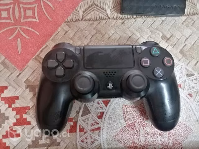 PS4 SLIM + memoria externa de 2 TB - Imagen 2