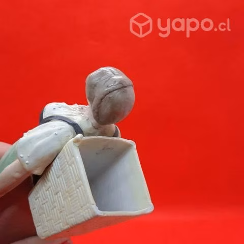 Figura mujer porcelana - Imagen 5