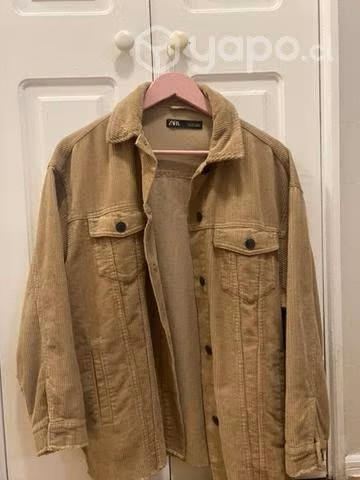 Chaqueta ZARA nueva, sin uso