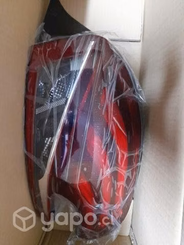 Foco Farol Peugeot 208 trasero 2016/2020