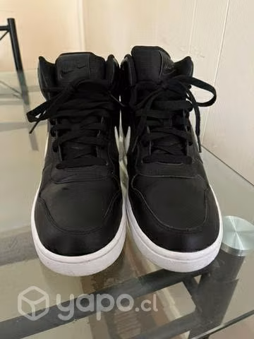 Nike court visión mid
