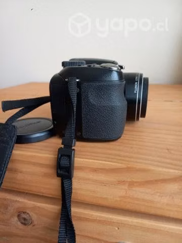 Camara fujifilm finepix s1600 poco uso