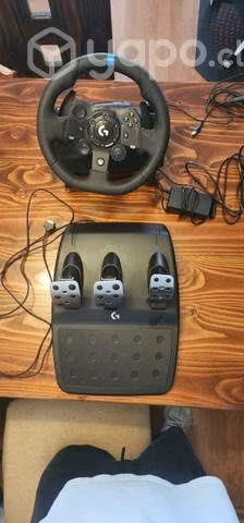 Manubrio Logitech G923 Xbox y Pc (solo efectivo)