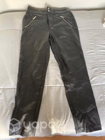 Pantalón Ecocuero Zara