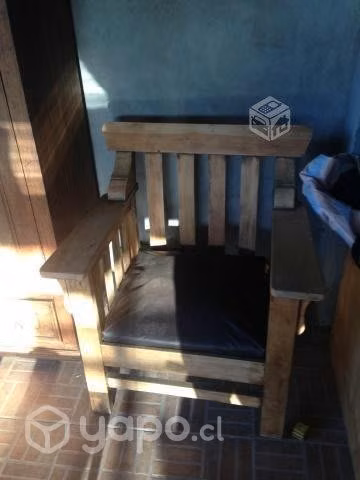 Sillon antiguo ,balanza ,cremera