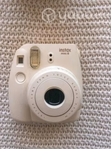Cámara instantánea INSTAX MINI 8