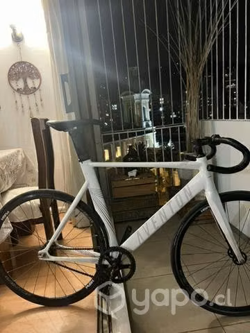 Aventon Mataró talla L