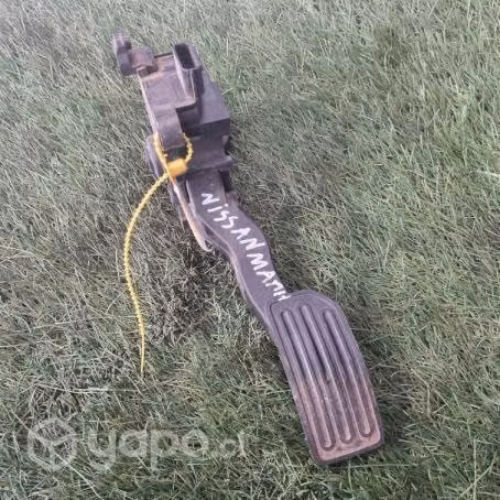 Pedal acelerador nissan march 2013 1.6
