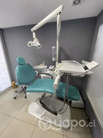 sillón dental(hay 2 disp. Precio unitario