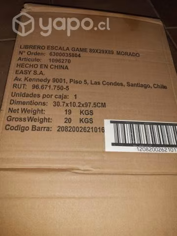 Mueble tipo escala nuevo color lila