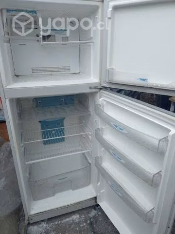 Refrigerador fensa en buenas condiciones