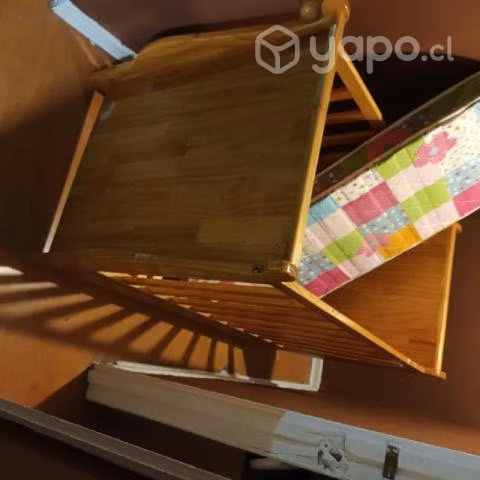 Cuna de madera barnizada - Imagen 3