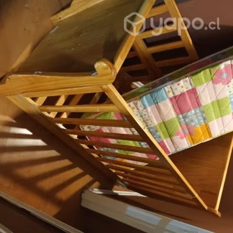 Cuna de madera barnizada - Imagen 2