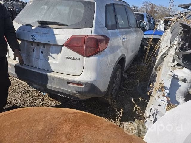 Foco trasero suzuki vitara 2019 - Imagen 2