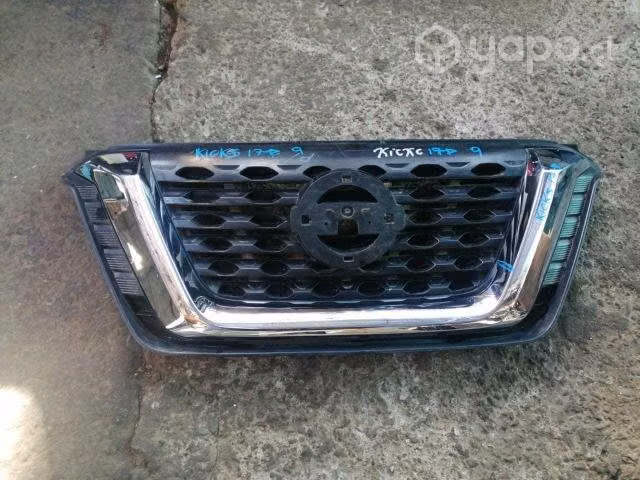Mascara nissan kicks 2017 original