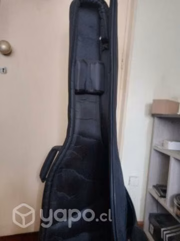 Bajo Ibanez y Ampli