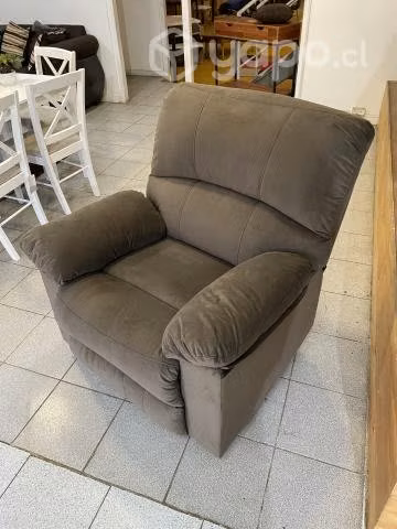 Bergere Fester Cafe