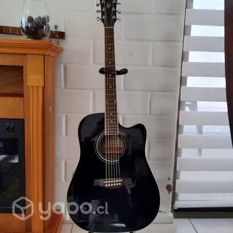Guitarra electroacústica Ibanez - cuerdas metálica
