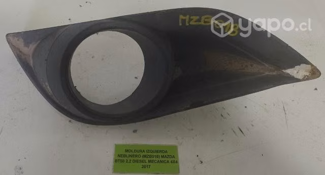 Moldura Izquierda Neblinero (MZB018) Mazda BT50
