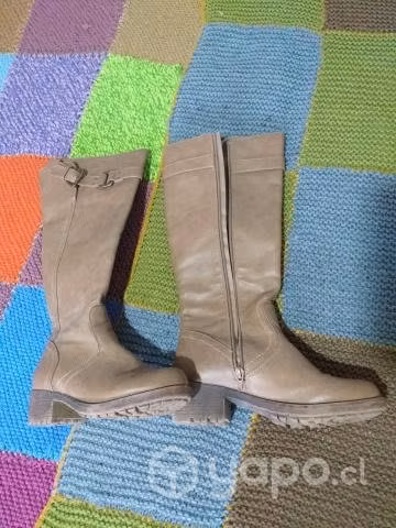 Botas color beig