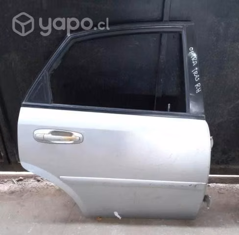 Puerta Trasera Derecha Chevrolet Optra